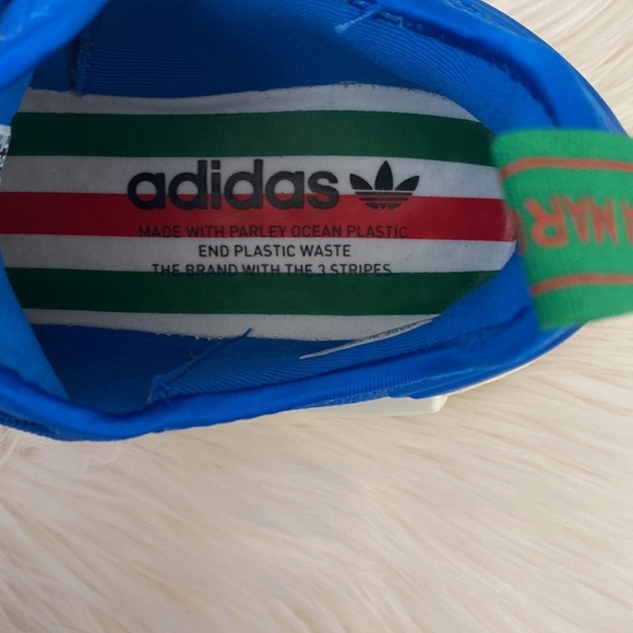 OFFER🎁 ITALY Edition Adidas NMD R1 special edition size 7 - Picture 4 of 9